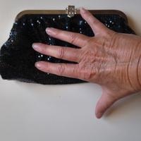 Piccola borsa a mano nera