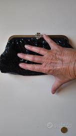 Piccola borsa a mano nera