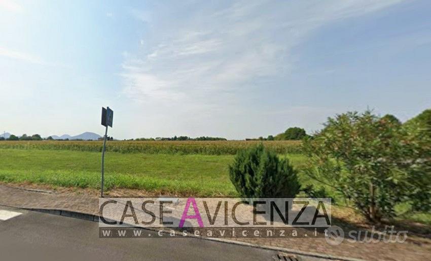 lotto di terreno edificabile già urbanizzato - Vista 4