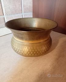 ciotola in ottone martellato vintage 