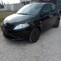 Lancia Ypsilon 1.2 neopatentati 