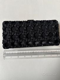 Borsetta elegante Chiara P. rigida con chiusura a