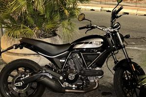 Ducati scrambler 400