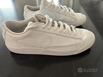 Nike Blazer low LE bianche
