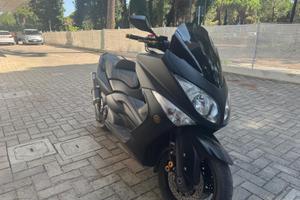 YAMAHA T MAX 500
