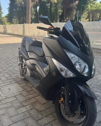 YAMAHA T MAX 500