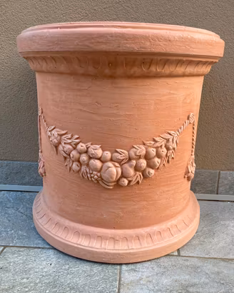 Vaso effetto terracotta leggero e resistente