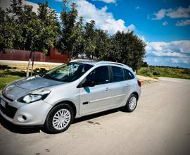RENAULT Clio 3ªserie AUTOCARRO N1- 2011