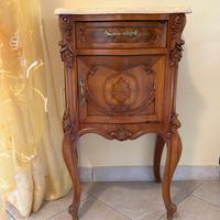 Mobiletto antico fine 800
