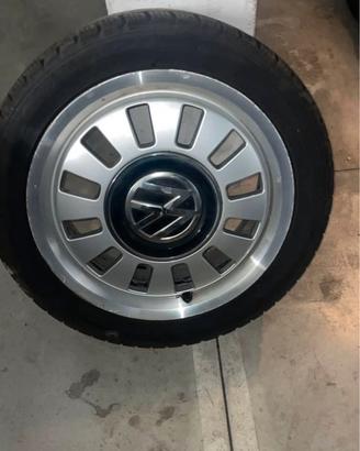4 gomme con cerchi Volkswagen