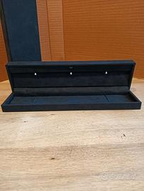 Astuccio per braccialetti e orologi con led