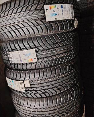 gomme invernali Bridgestone nuovi 215 65 17 99H