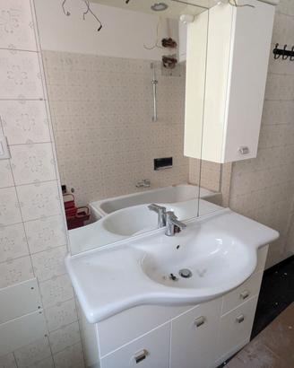 Mobile bagno  bianco completo.