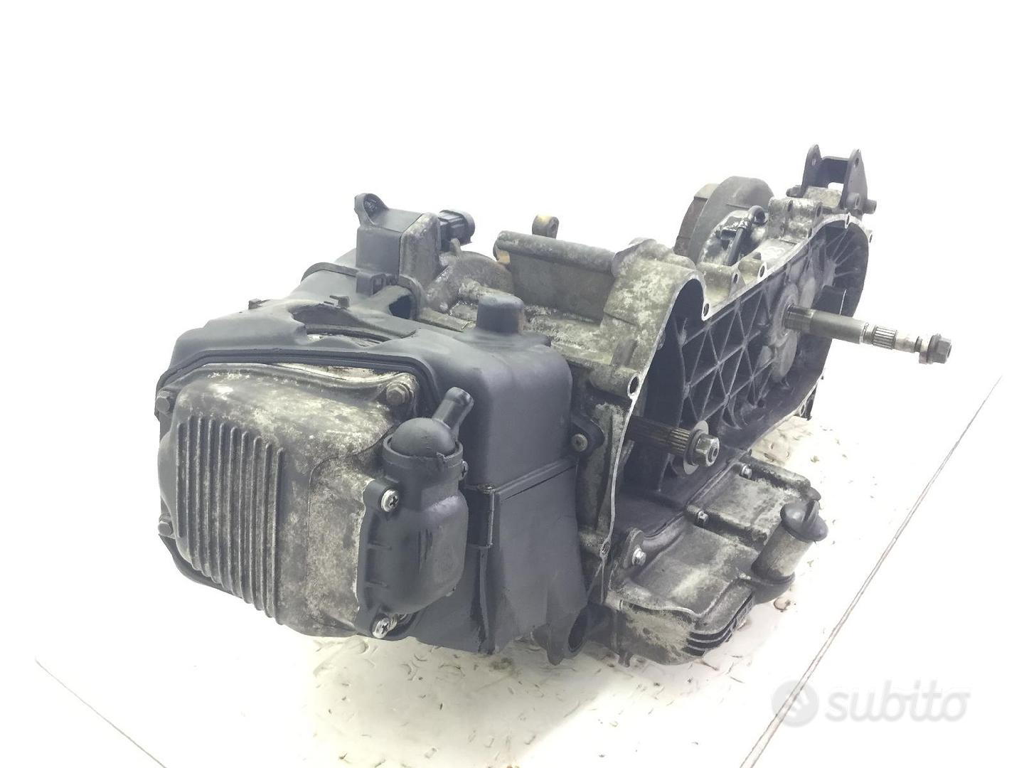 Blocco Panca Originale Piaggio Per Primavera 50 - Ricambio OEM 1B005312 - Alta Qualità - Foto 3