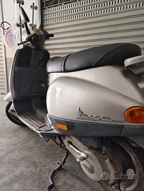 Vespa et2 50 cc  2002-2003