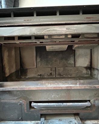 Camino a legna "Nordica" modello 80EVO