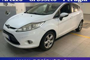 FORD Fiesta 1.4 TDCi 70CV 5 porte Titanium