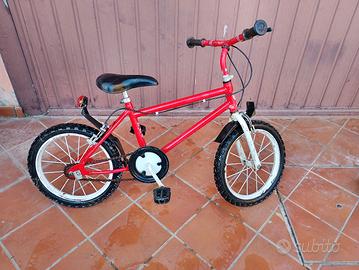 Bici rossa bambino/a