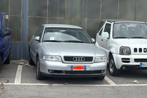 Audi A 4  anno 2000