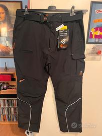 Pantaloni da lavoro EXTREME neri.