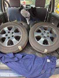 Cerchi in lega Opel 15” con pneumatici 185/60 R15