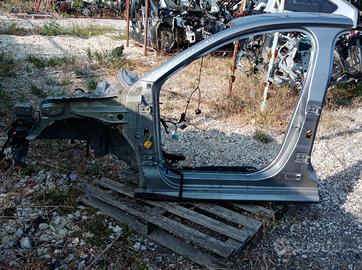 Peugeot 208 2019 in poi Fiancata Ant. Sinistra