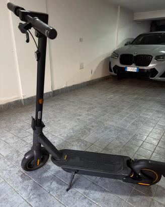 Ninebot Max G2  + Sellino + Scatolo originale