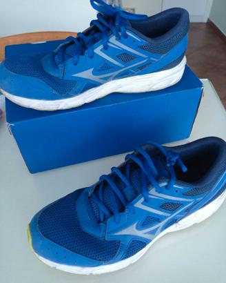 Scarpe Uomo Running Mizuno Spark 6-taglia 43 (ITA)