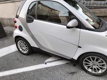 Smart 1.0 mhd White 71cv
