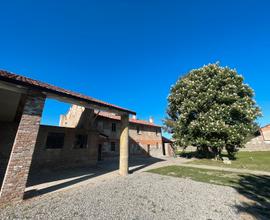 Cascinale con casa terreno e rustici
