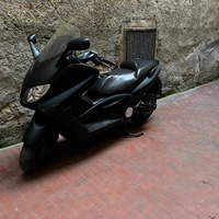Yamaha t max 2006