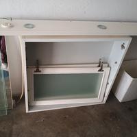 specchiera doppia e mobili  bagno