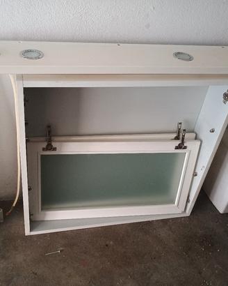 specchiera doppia e mobili  bagno
