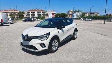 RENAULT Captur Blue dCi 115 CV Intens