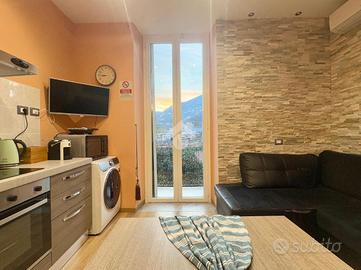 4 LOCALI A LA SPEZIA