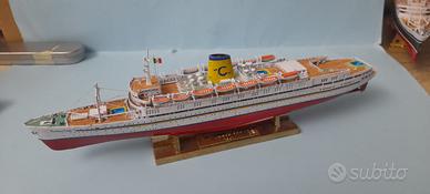 ENRICO COSTA nave passeggeri