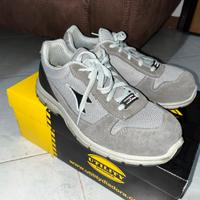 Scarpe antinfortunistiche taglia 39