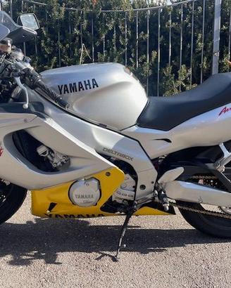 yamaha thundercat YZF 600