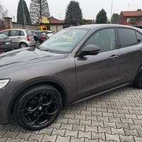 Alfa Romeo Stelvio 2.2 Turbodiesel 190 CV AT8 Q4 B