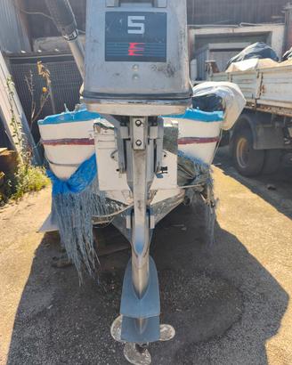 motore fuoribordo evinrude