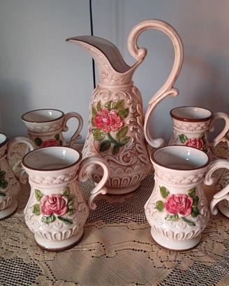 set brocca con tazze uguali fatte a mano antiche