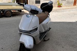 Keeway iskia 125 bianco 