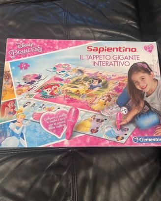 Clementoni Tappeto Gigante Interattivo Principesse