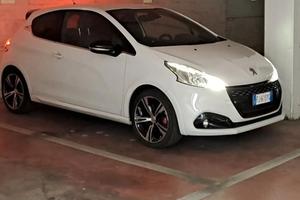 Peugeot 208 GTI  2017  km 77.000