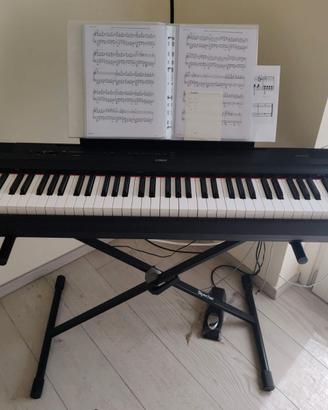 Tastiera digitale  Yamaha P-125