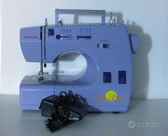 Macchina per cucire  Perfetta  Singer 345 facility
