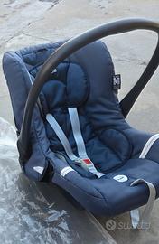 ovetto seggiolino auto huggy inglesina