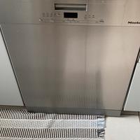 Lavastoviglie Miele G Cront Excellence 600,00 euro
