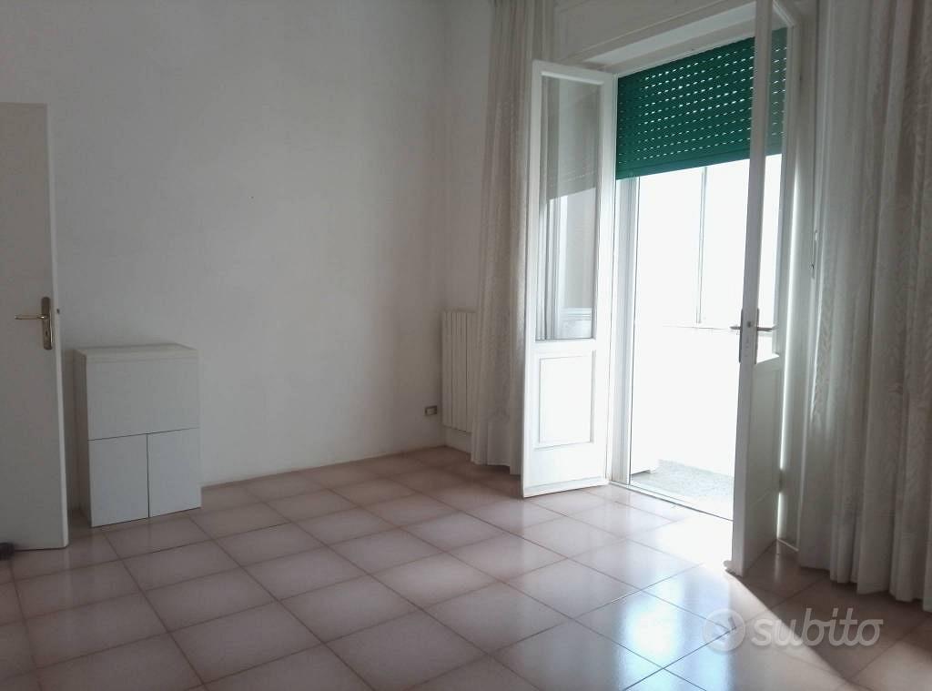 Appartamento di 113 m² con più di 5 locali a Livor - Altro