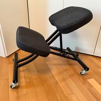 Sedia ergonomica con appoggio per ginocchia